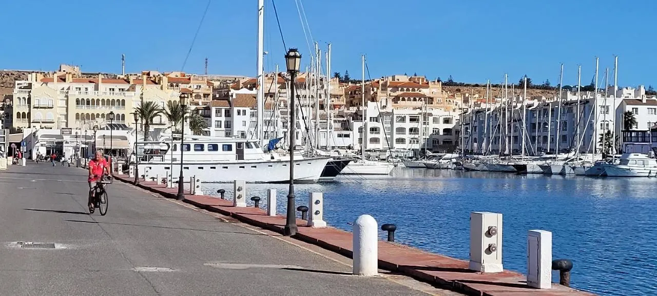 Almerimar Pearl 0*,  Espanha